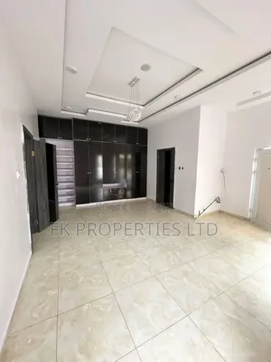 1bdrm Shared Apartment in Agungi for rent
