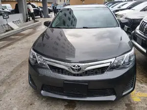 Toyota Camry 2014 Gray