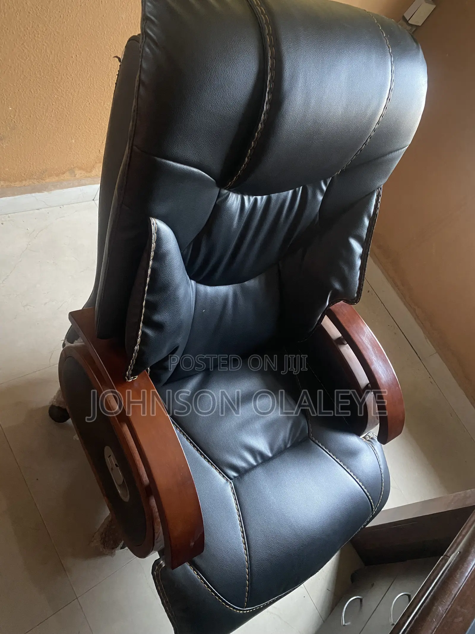 Executive Chair