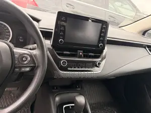 Toyota Corolla LE 2021 Gray