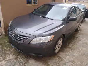 Toyota Camry 2007 Gray