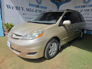 Toyota Sienna 2008 Gold