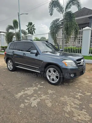Mercedes-Benz GLK 2011 Model
