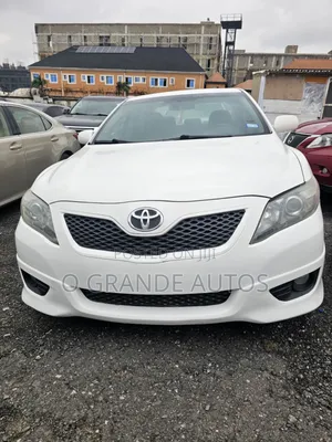 Toyota Camry 2011 White
