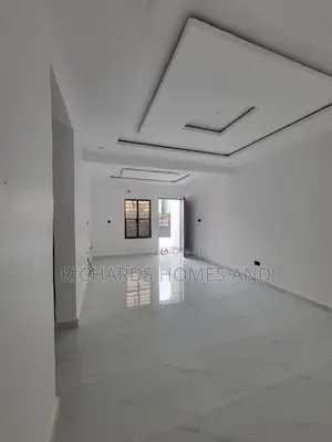 2bdrm Apartment in Igbo-efon for rent