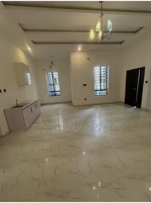 Studio Apartment in Osapa london for rent