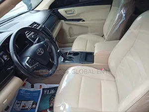 Toyota Camry 2017 Red