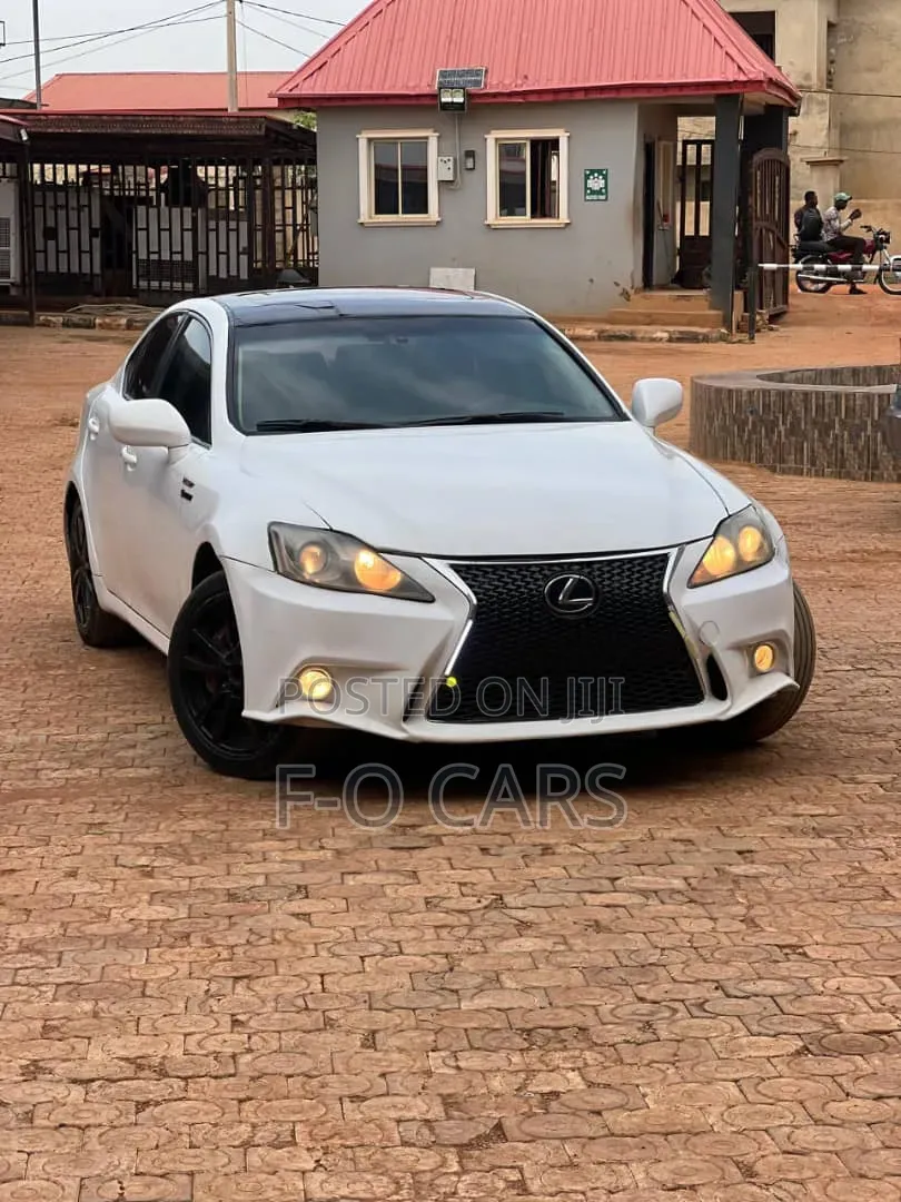 Lexus IS 2010 White