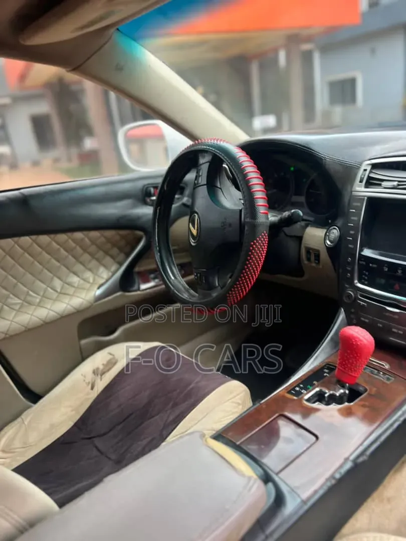Lexus IS 2010 White