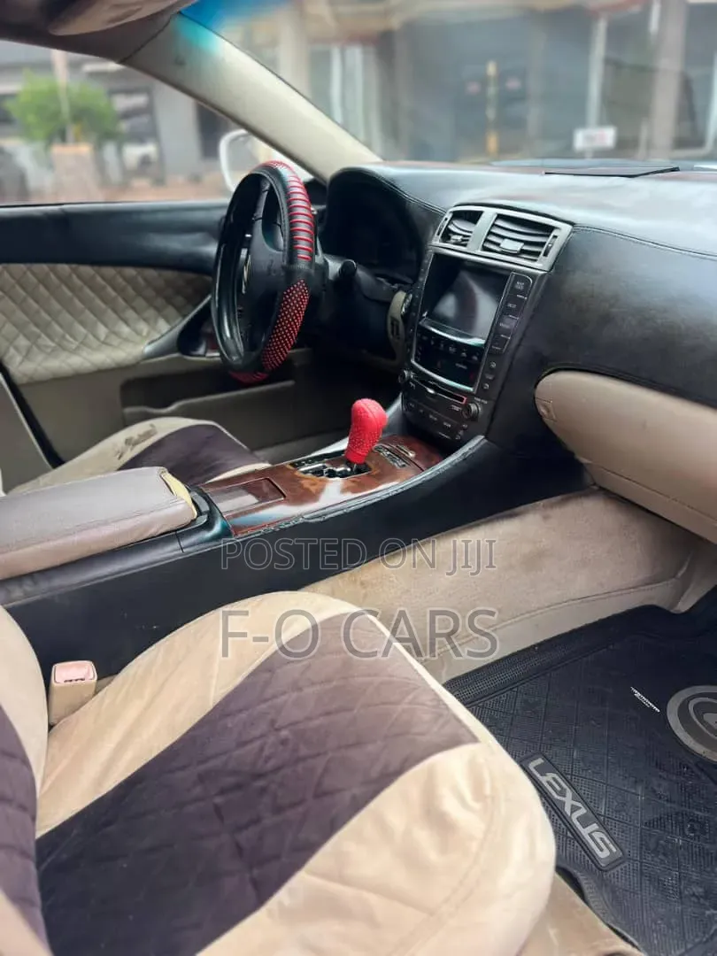 Lexus IS 2010 White