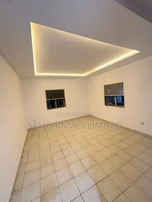 Mini Flat in Ikota for rent