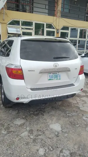 Toyota Highlander 2010 White