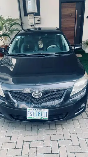 Toyota Corolla LE 4dr Sedan (1.8L 4cyl 4A) 2010 Black