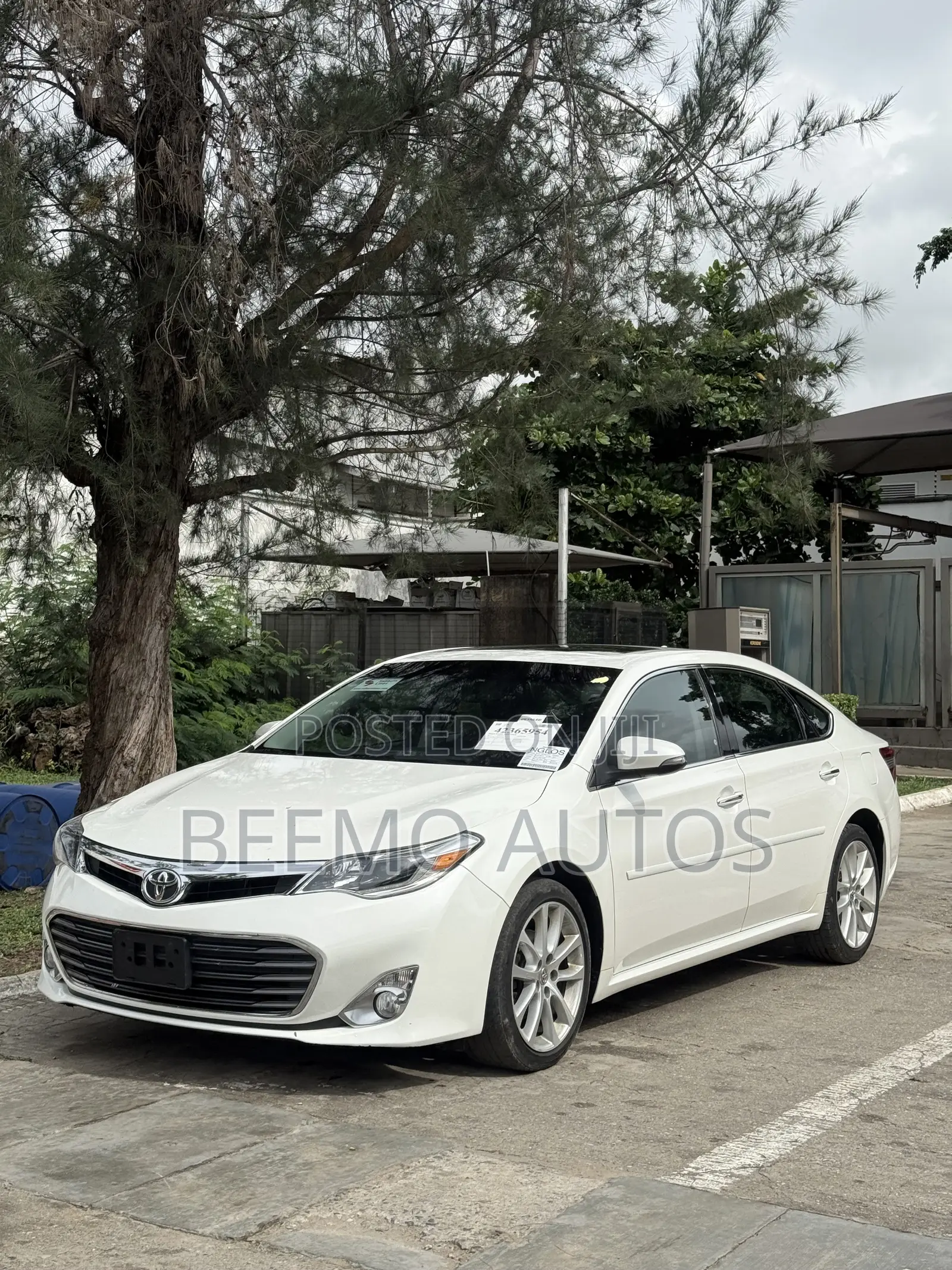 Toyota Avalon 2015 White