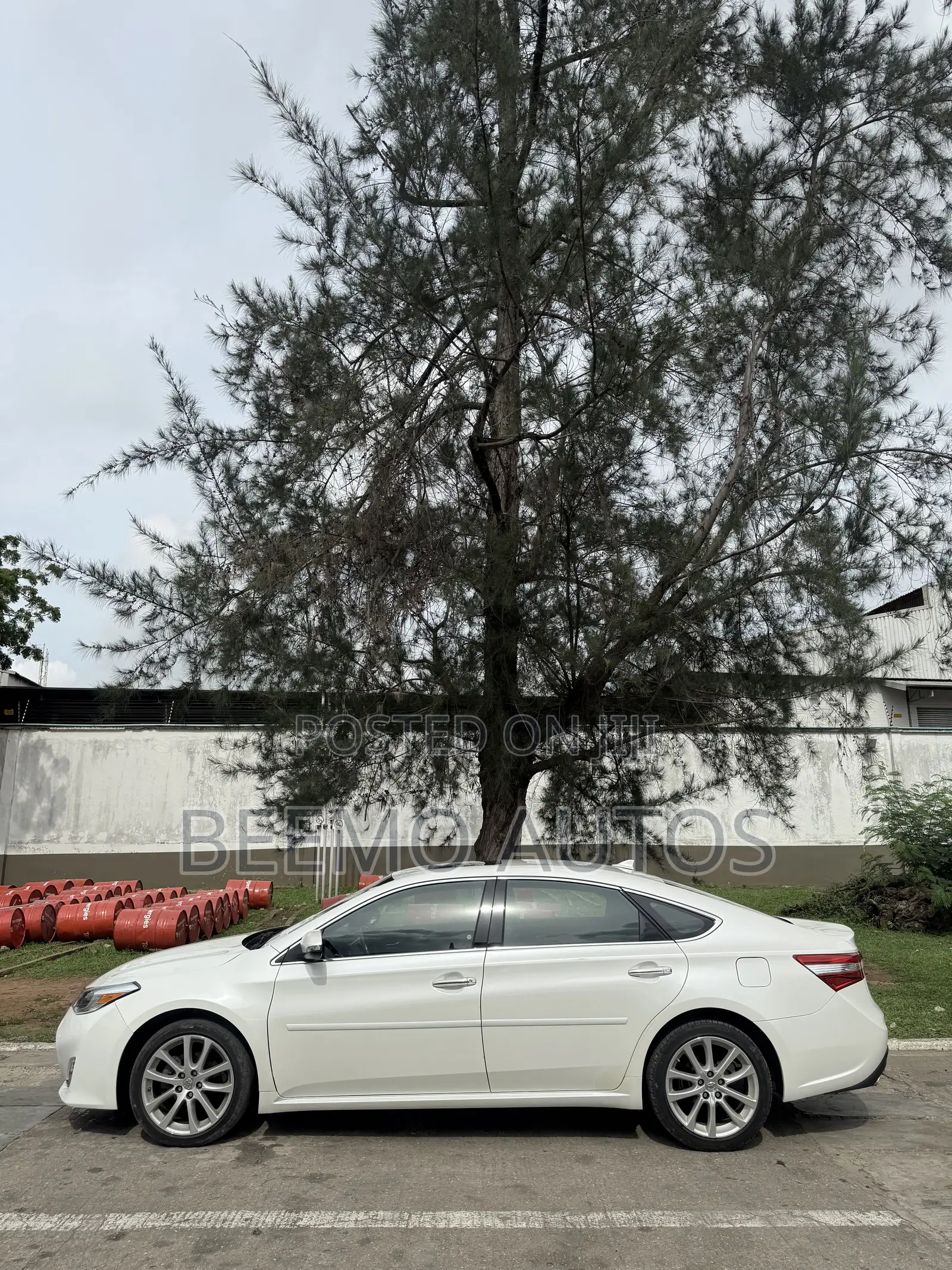 Toyota Avalon 2015 White