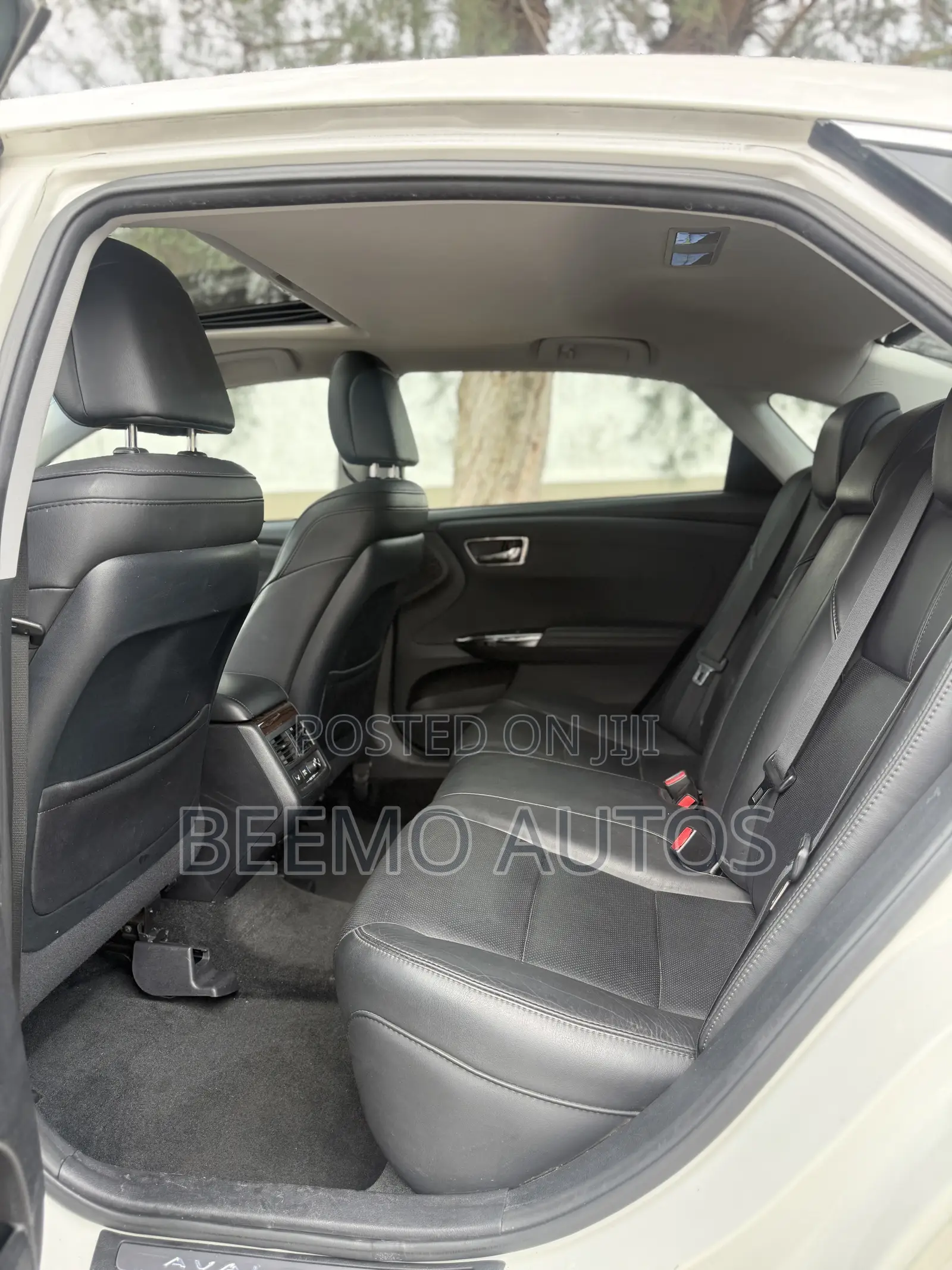 Toyota Avalon 2015 White