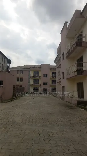 12 Units of 3 Bedrm Flat With a Room Bq