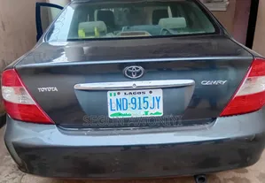 Toyota Camry LE 4dr Sedan (2.4L 4cyl 4A) 2004 Green