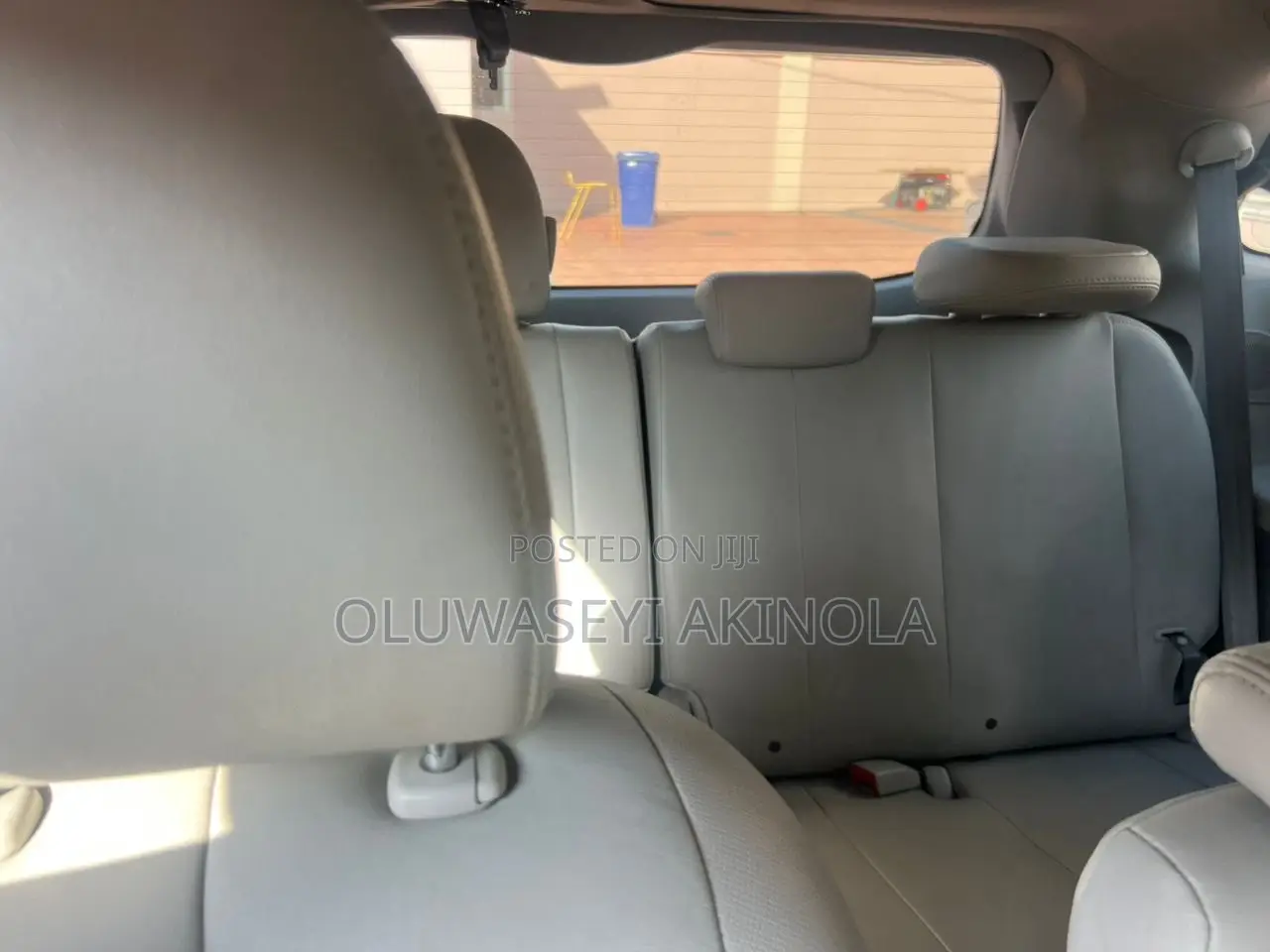 Toyota Sienna 2011