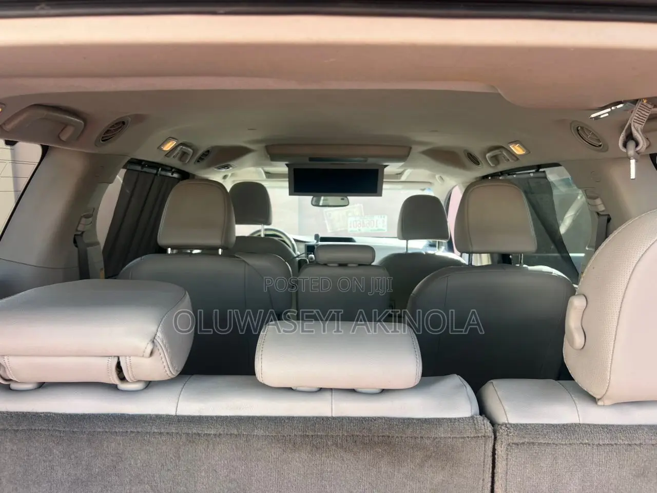 Toyota Sienna 2011