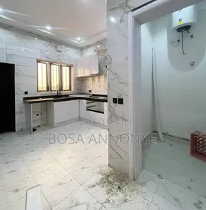 3bdrm Apartment in Lekki Phase 1 for rent