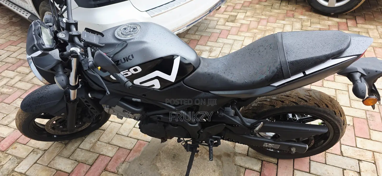 Suzuki 2014 Gray