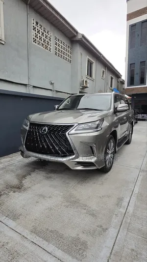 Lexus LX 2018 Beige