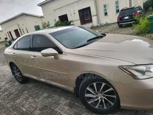 Lexus ES 350 2011 Gold