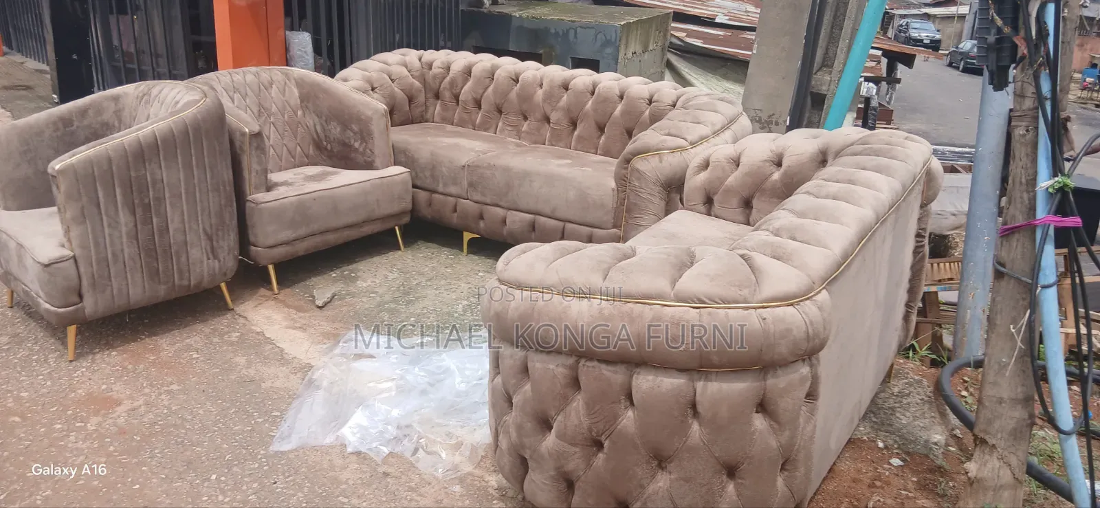 Beautiful Botton Sofa
