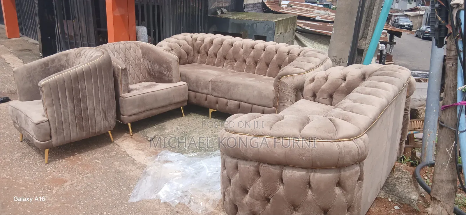 Beautiful Botton Sofa