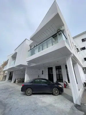 3bdrm Duplex in Lekki for sale