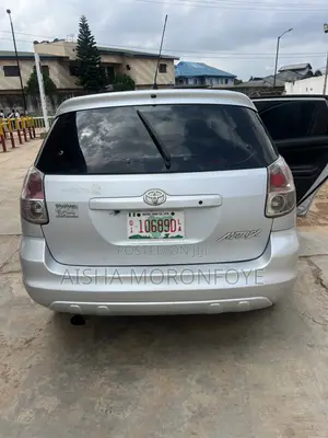 Toyota Matrix 2005 Silver