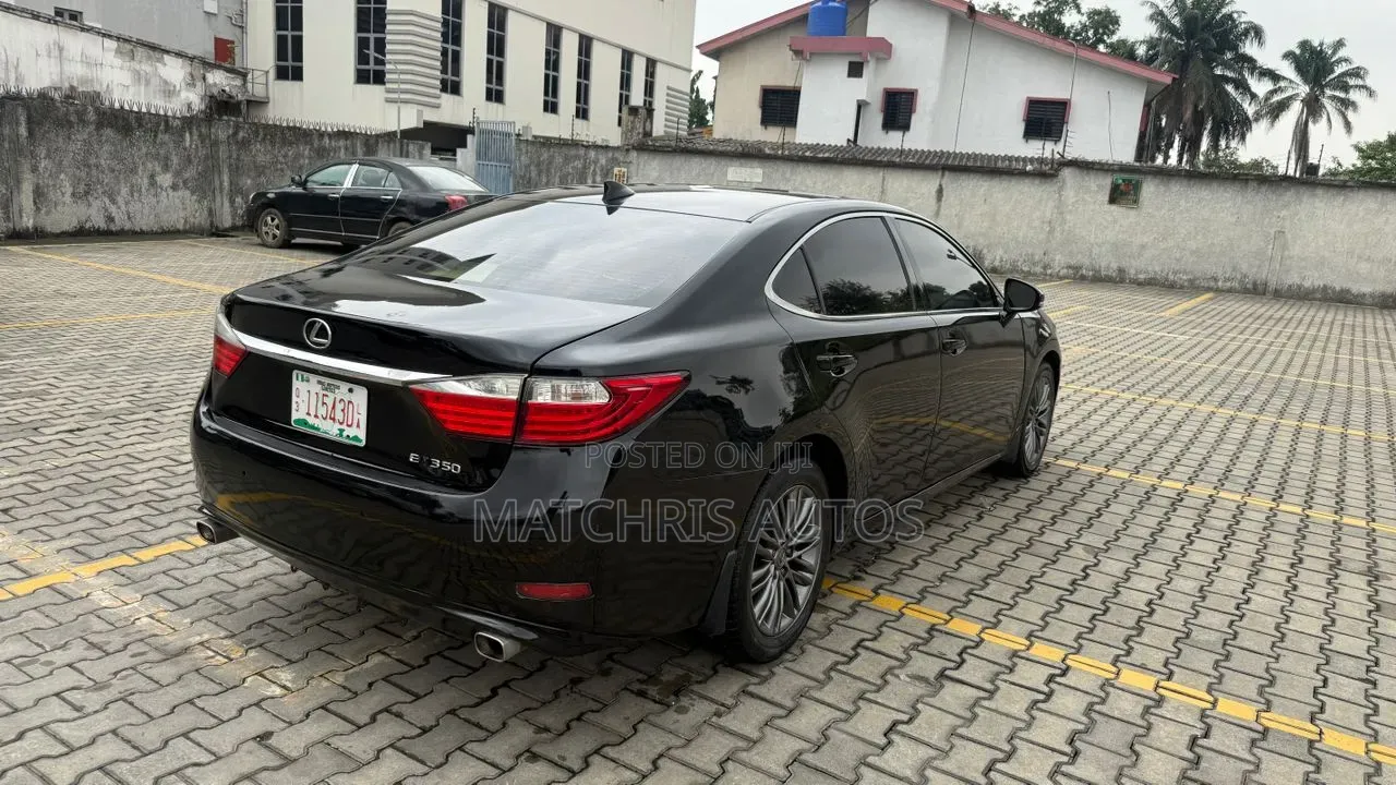 Lexus ES 2015 Black