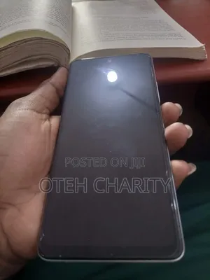 Infinix Hot 30 128 GB White