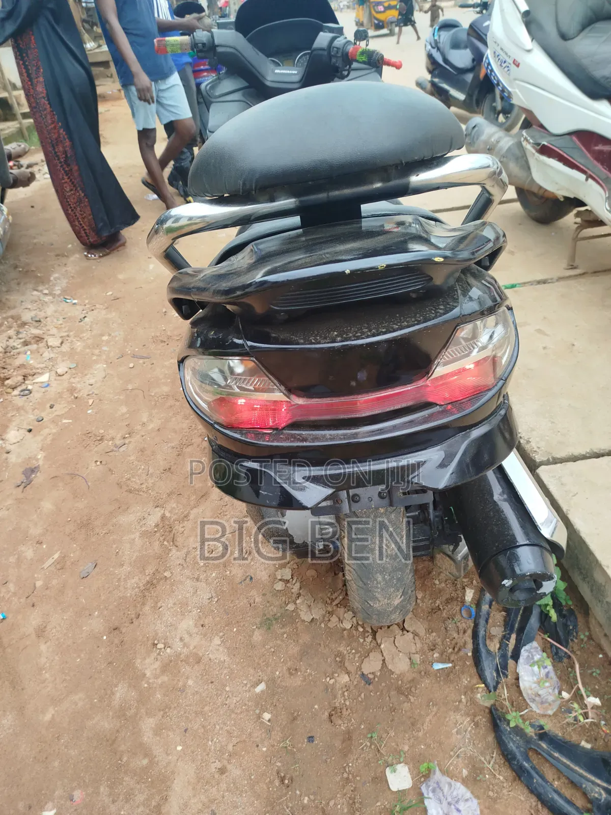 Suzuki 2013 Black