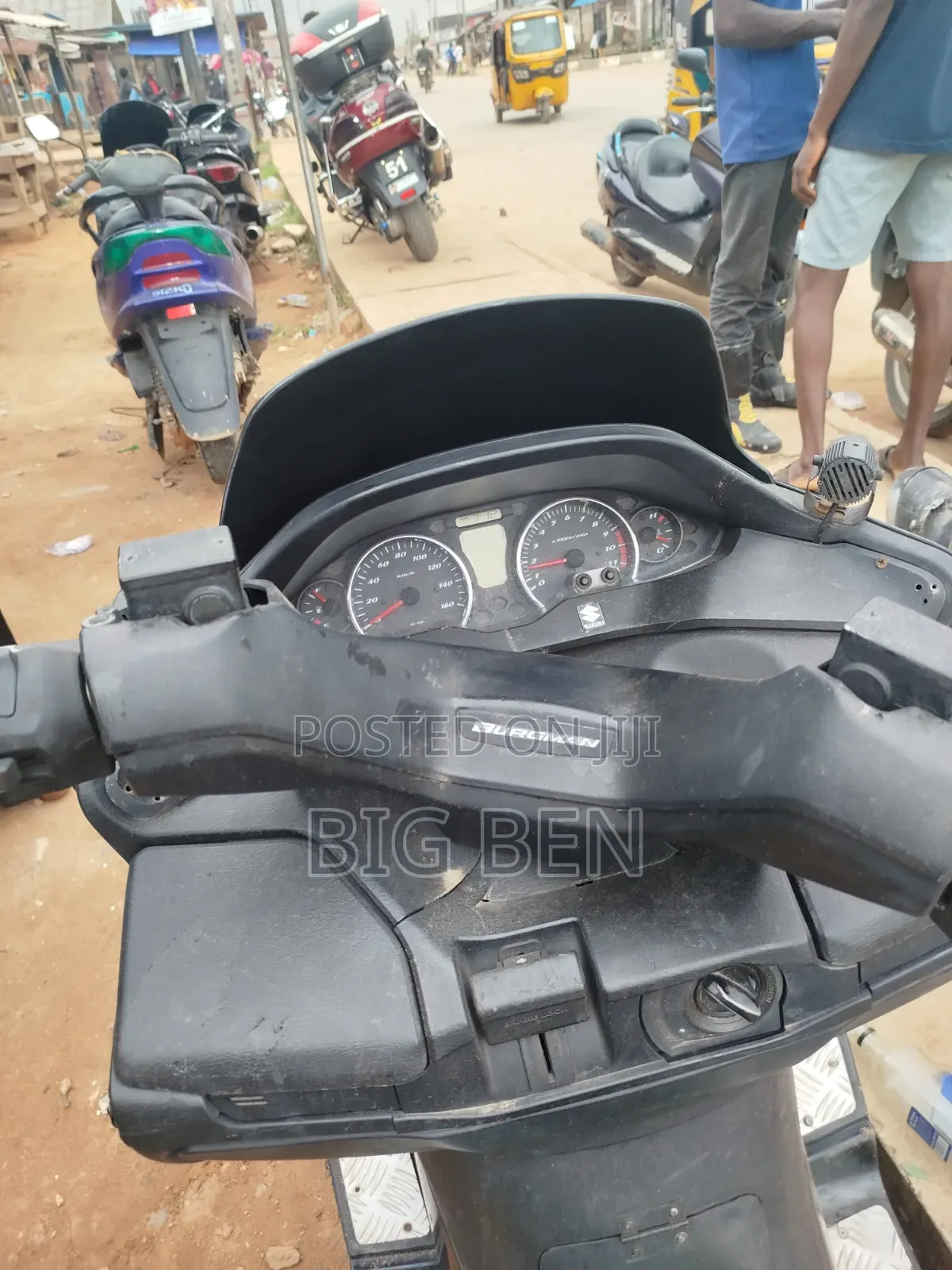 Suzuki 2013 Black