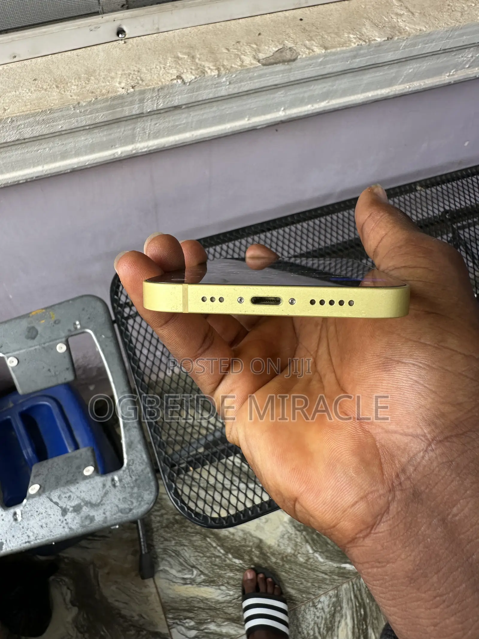 Apple iPhone 14 128 GB Yellow