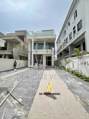 5bdrm Duplex in Lekki Phase 1 for sale