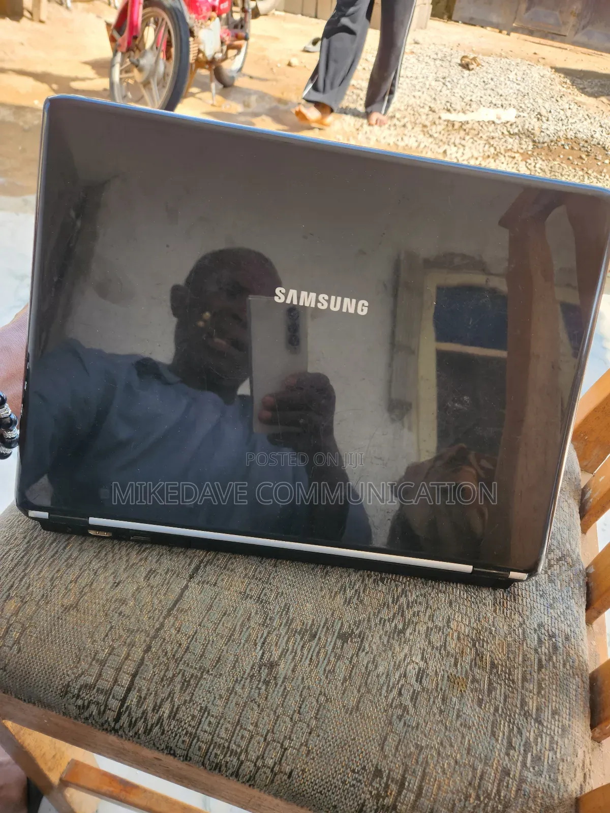 Laptop Samsung N140 4GB Intel Xeon HDD 320GB