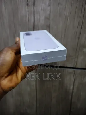 New Apple iPhone 17 256 GB Purple