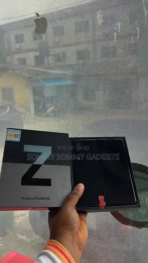 Samsung Galaxy Z Fold 3 256 GB Black
