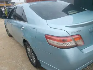 Toyota Camry LE 4dr Sedan (2.4L 4cyl 5A) 2009 Blue