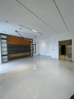 5bdrm Duplex in Ado / Ajah for sale