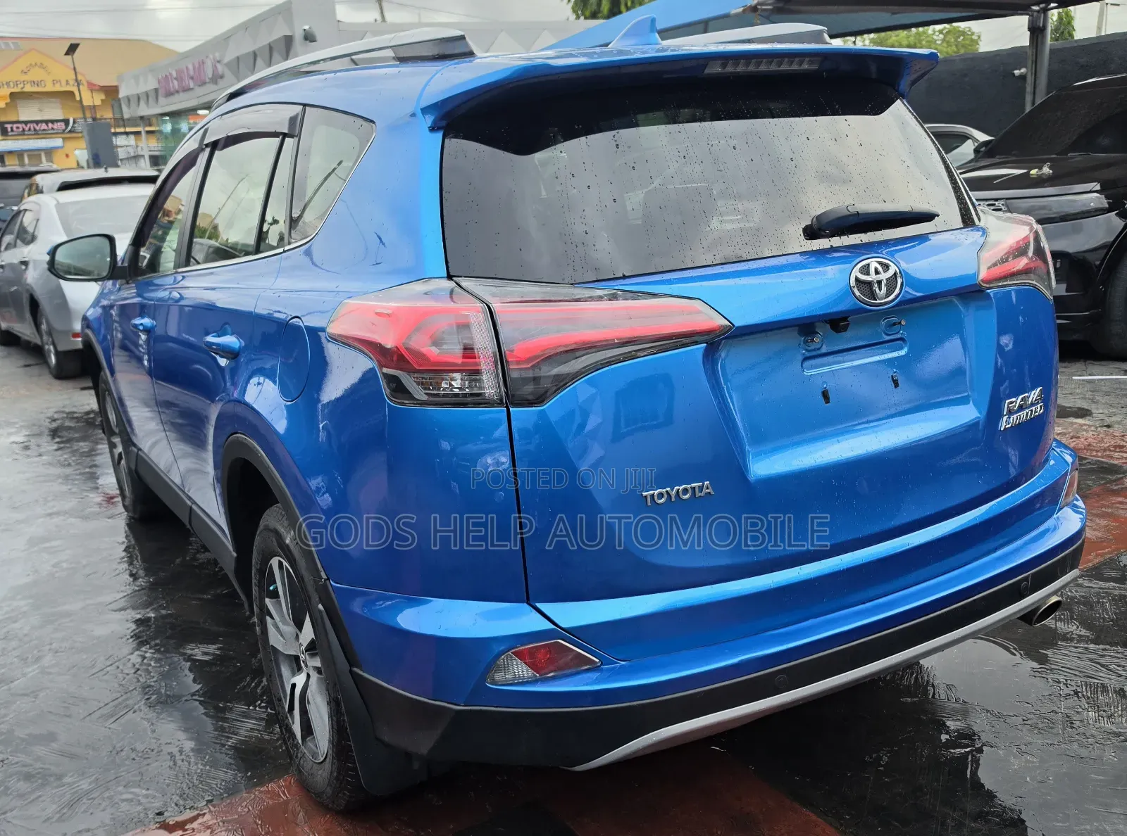 Toyota RAV4 2017 Blue