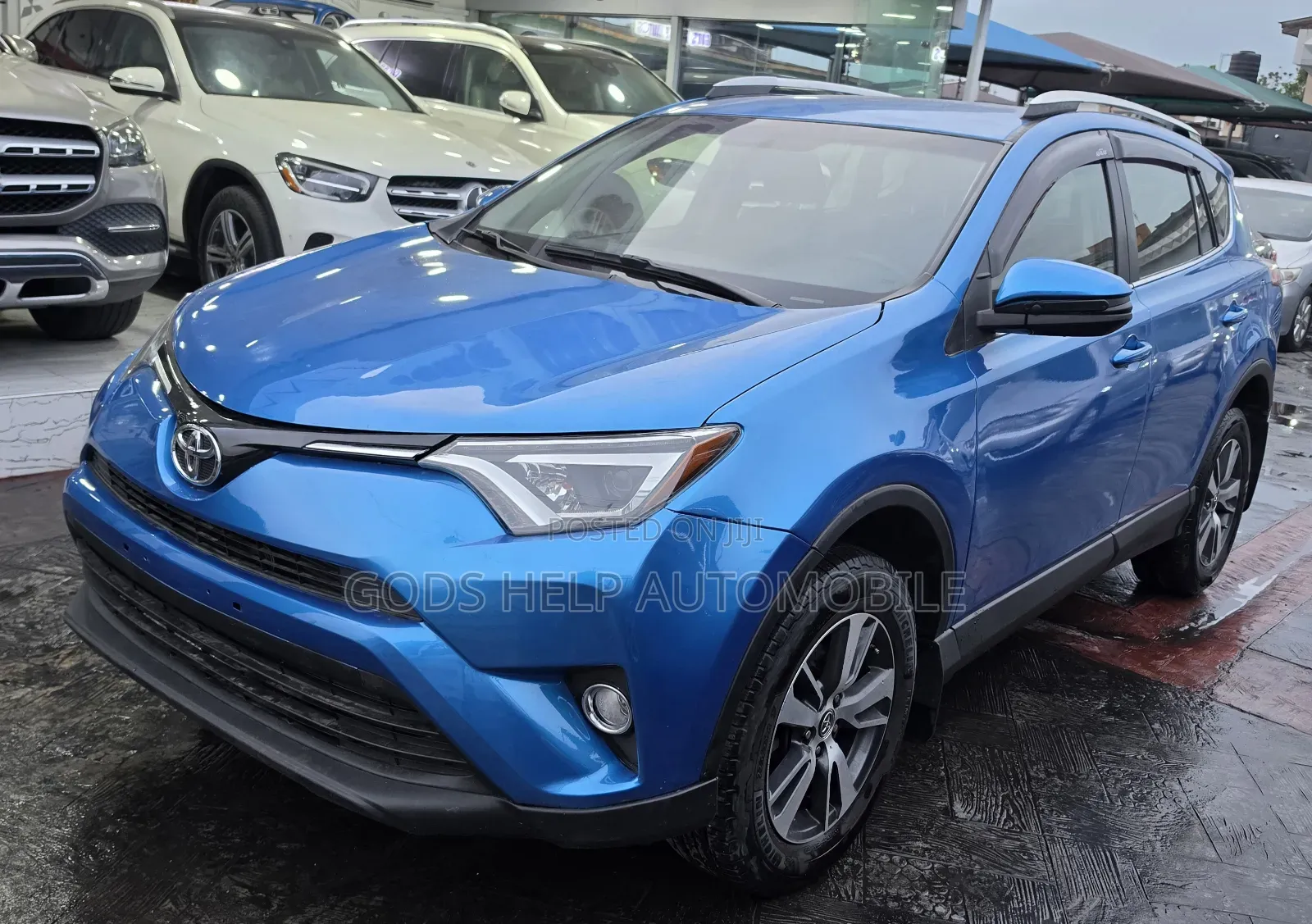 Toyota RAV4 2017 Blue