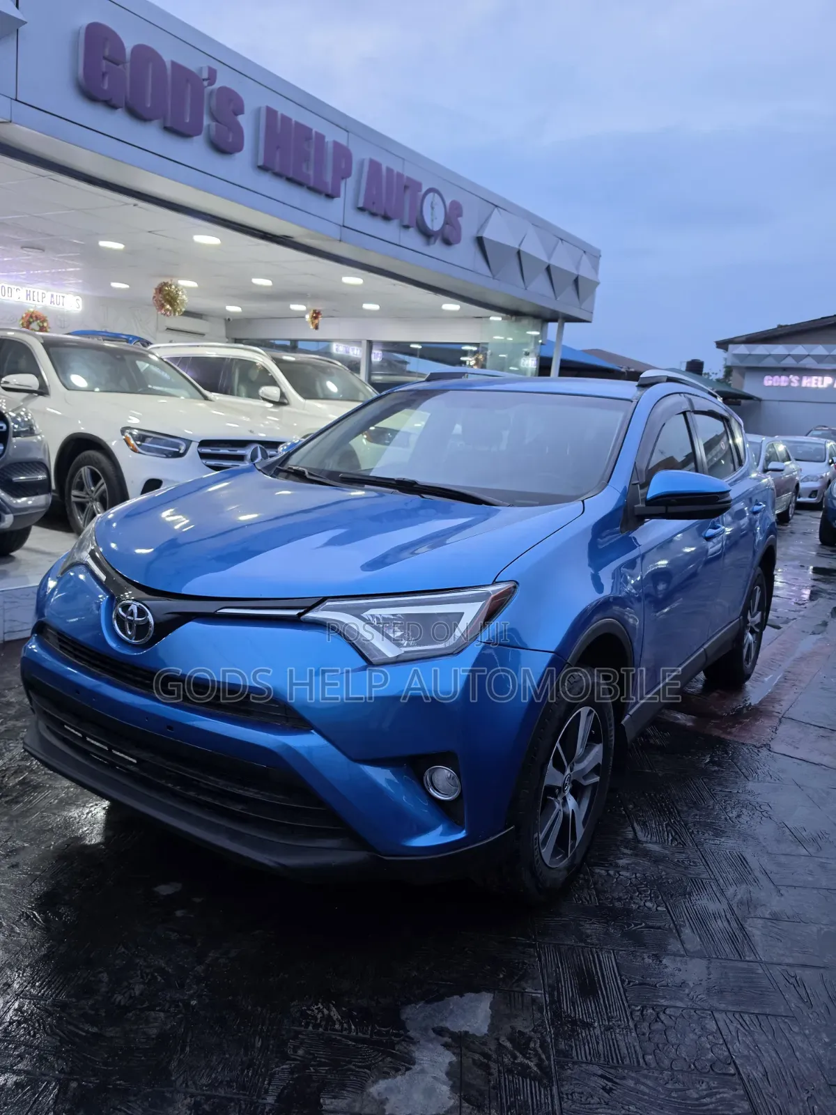 Toyota RAV4 2017 Blue