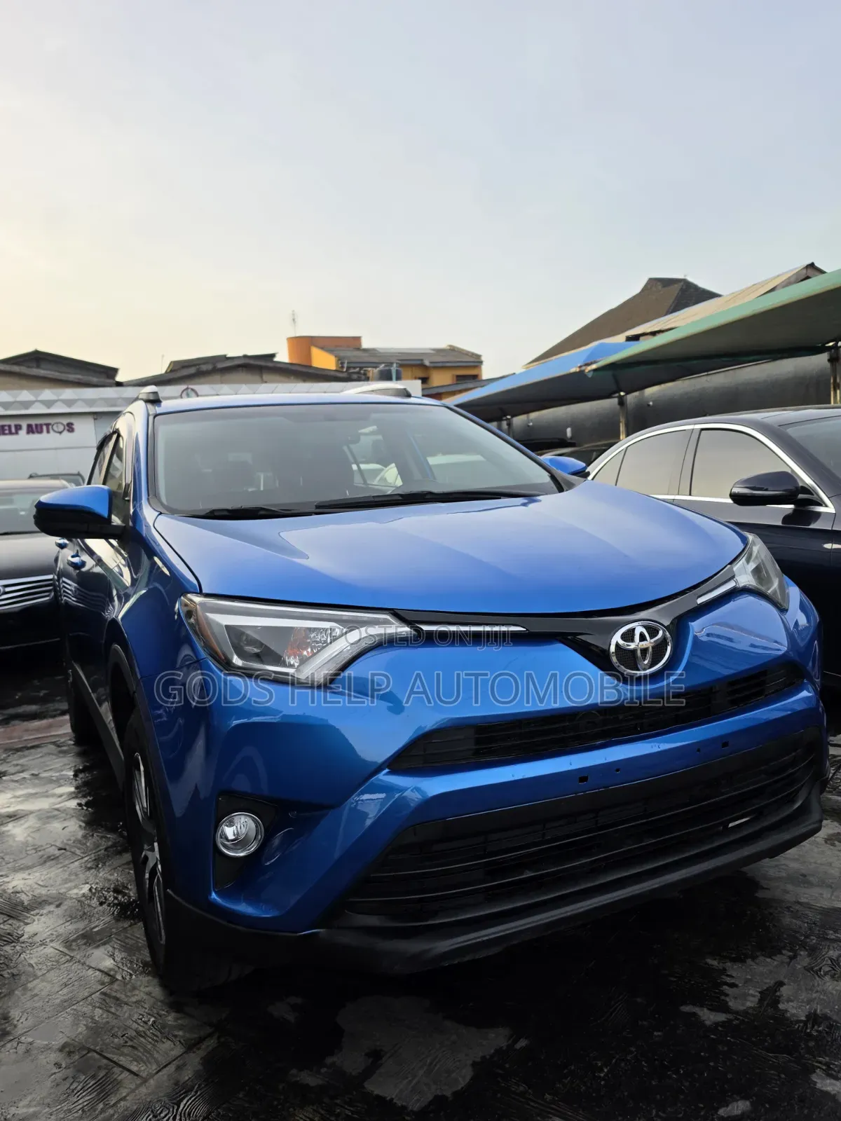Toyota RAV4 2017 Blue