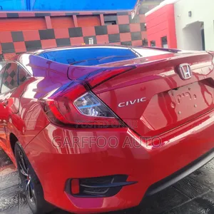 Honda Civic EX 4dr Hatchback (1.5L 4cyl) 2017 Red