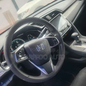 Honda Civic EX 4dr Hatchback (1.5L 4cyl) 2017 Red