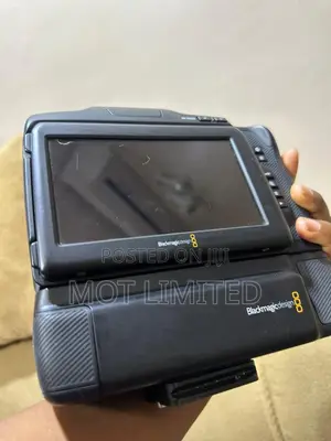 Canon Blackmagic Pocket Cinema Camera Pro